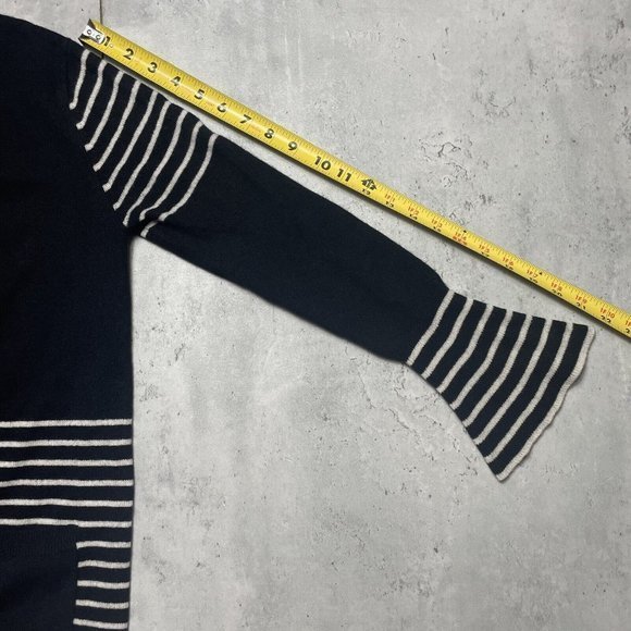 InCashmere Poncho Ruana Womens Sz S Sweater‎ Wrap Black Striped  100% Cashmere - Picture 7 of 9